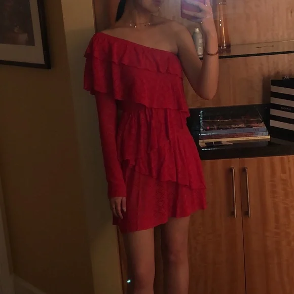 House of Harlow 1960 x REVOLVE Aries Dress in Racing Red - Picture 4 of 4